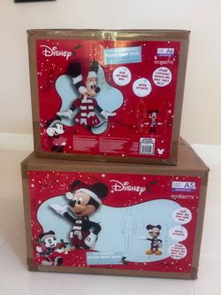 Disney 4 Ft Animated Mickey & Minnie Christmas Set