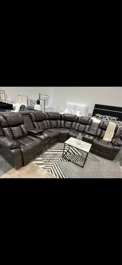 New recliners sectional