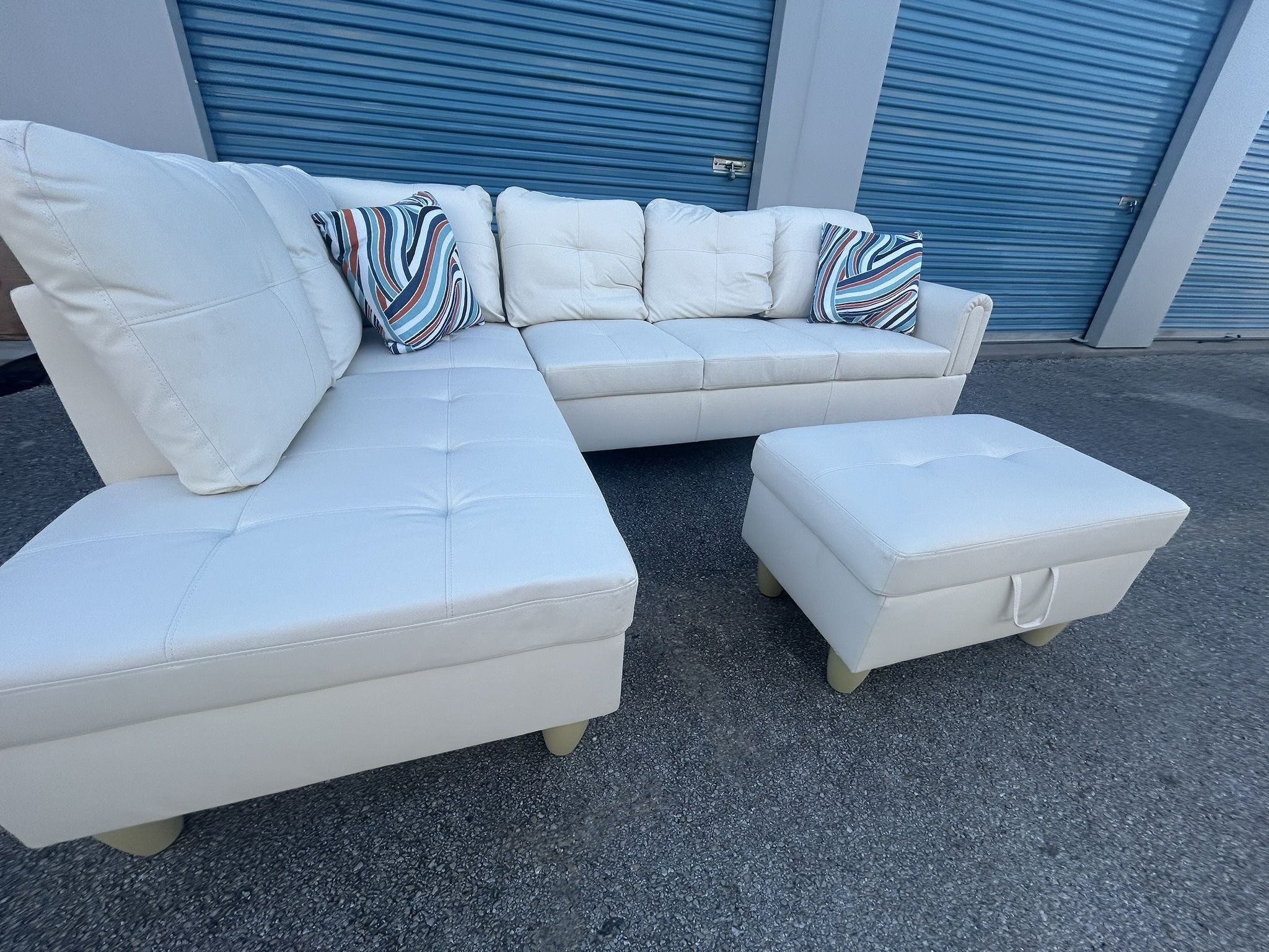 (NEW) L Shaped Leather Sectional With Storage Ottoman