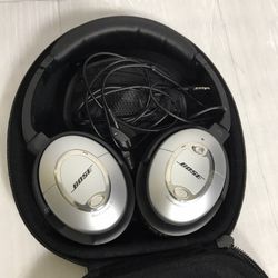 bose acoustic noise cancelling headphones