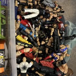 Wrestling lot of figures 