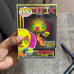 Funko Pop Black Light Penny Wise With Costume Inserts 