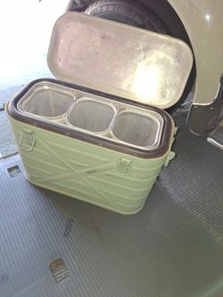 Vintage Military Food Carrier Ice Chest Exellent Condition Firm