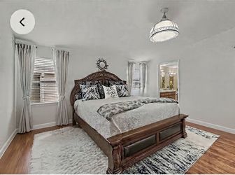 King size bed