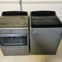 Whirlpool Washer & Dryer Set