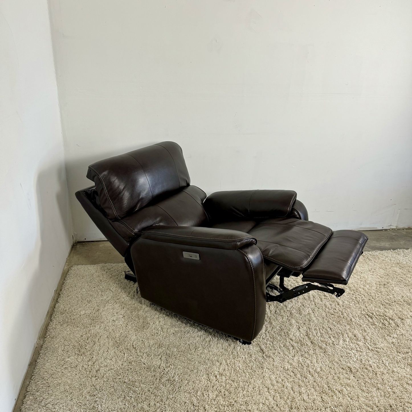 Leather Brown Power Recliner ( Delivery Is Available)