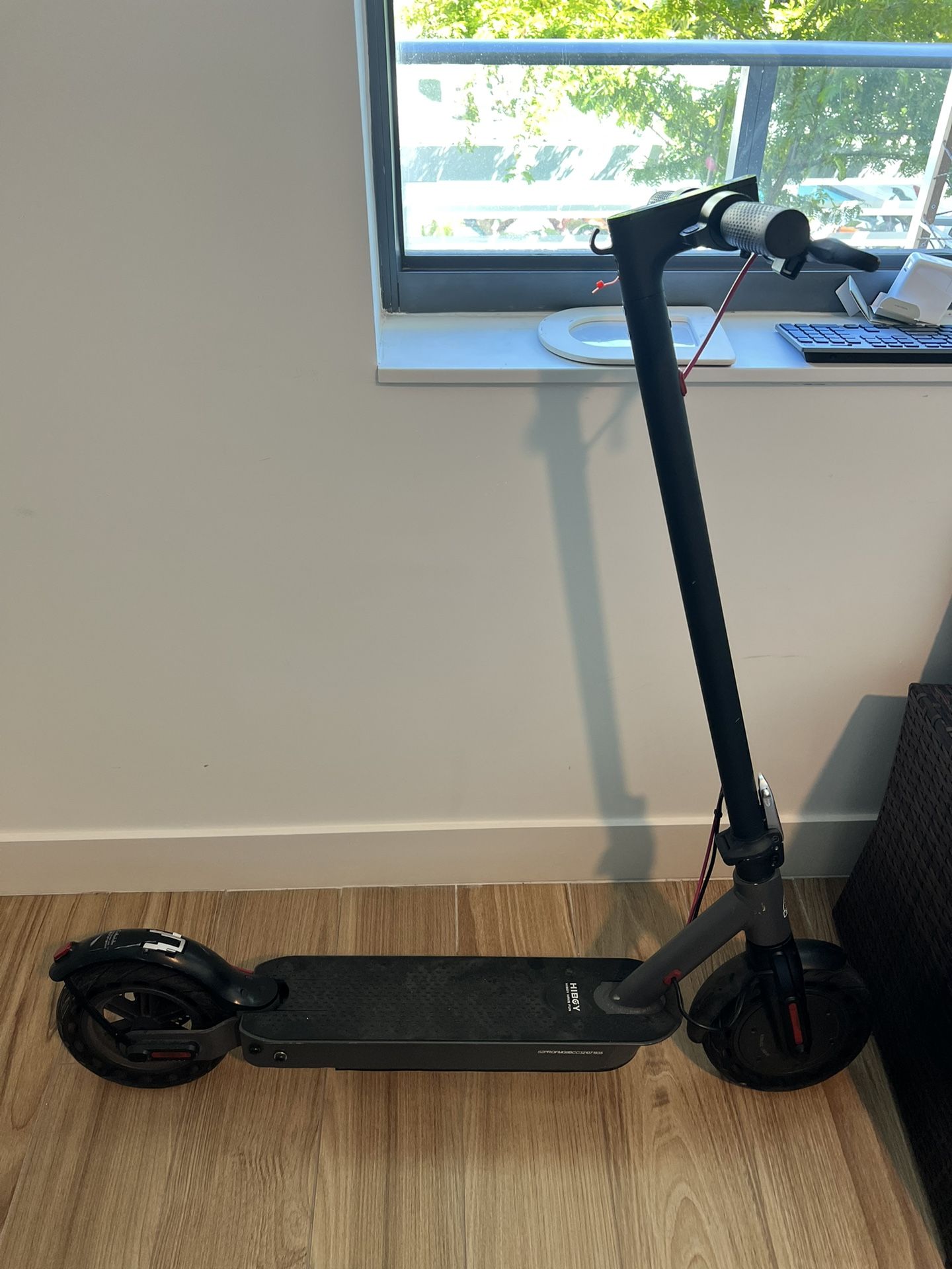 Hiboy S2 Pro Electric Scooter For Commuting Amazing Condition