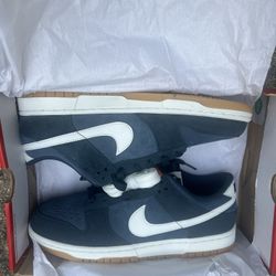 Nike Dunks Brand New Size 10
