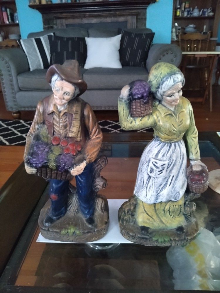 Oh Man And Woman Figurines