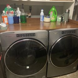 Board to cover washer and dryer