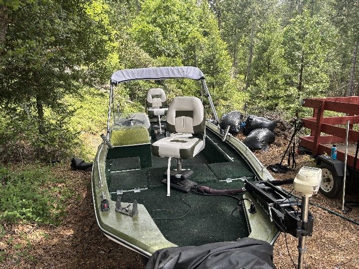 1975 American Fisherman Bass Boat