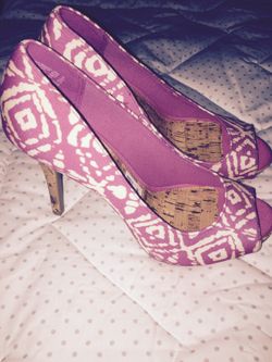 Size 8 super cute new
