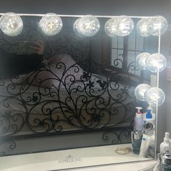 Impressions Vanity 