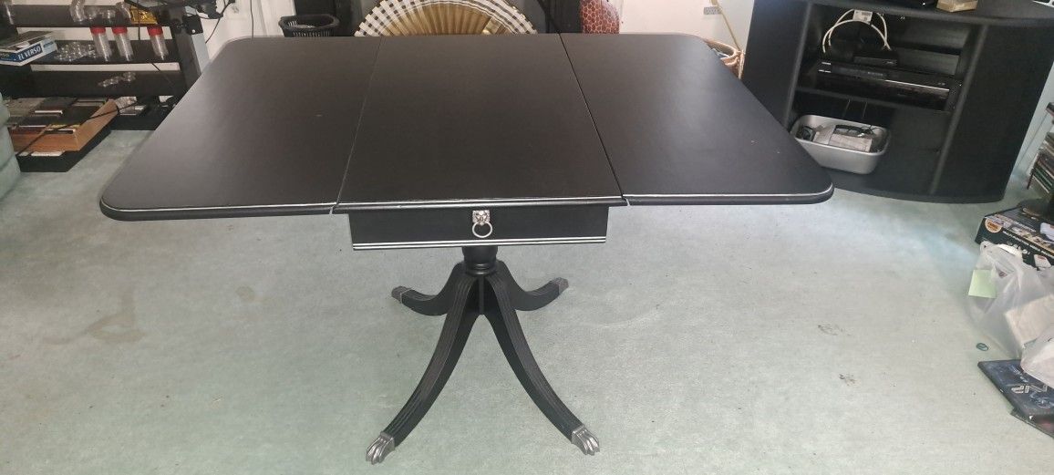 Dining Table With Foldable Sides