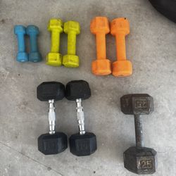 Dumbbells Set 95 Pounds In Total 