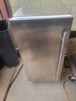 Scotsman Nugget Ice Maker