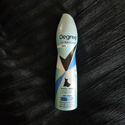 $4 EACH (2 Available) Degree Ultraclear Black + White Dry Spray Antiperspirant Deodorants 