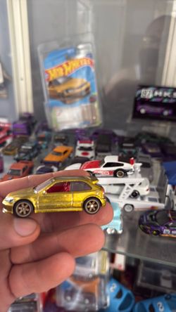Hot Wheels Gold Honda Civic Die-Cast Car
