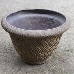 Nice Resin Flower Pot 