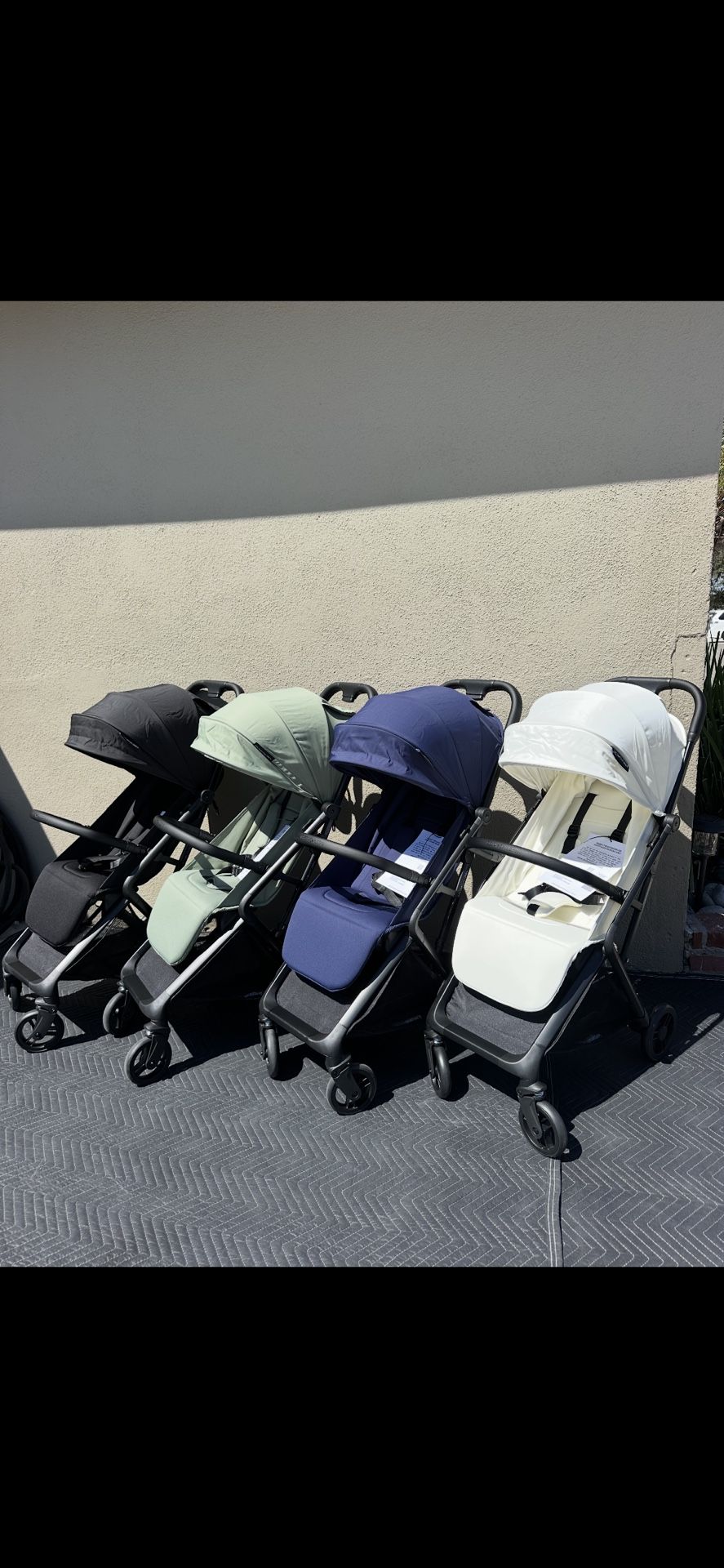 Stroller/ Icon Compact Travel Stroller/ Baby/ Kids/ Nursery/ Travel/ Airplane/ New