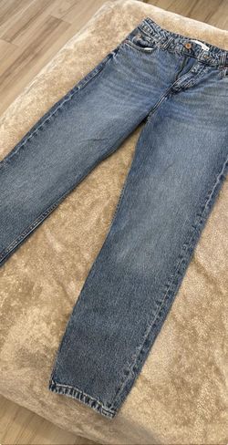 Zara straight leg jeans – high waisted Size USA 4