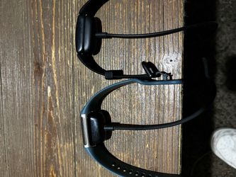 Fit bit charge 5 and spirit 2