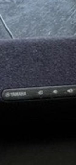 Yamaha Black Soundbar Speaker