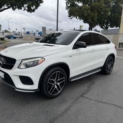 2016 Mercedes-Benz AMG C
