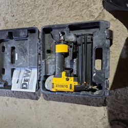 Nail gun 