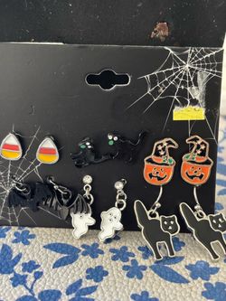 Halloween Stud Earrings for Women Unique Cute Small Spooky Halloween Boo Ghost Bat Spider Pumpkin Witch Earring Outfits Accessories Costume Party Favo