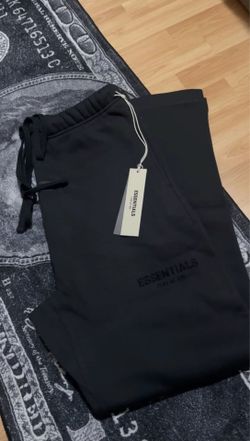 Essentials uncuffed sweats Size Large 