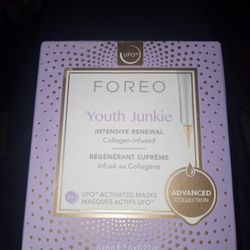 Foreo Youth Junkie Intense Renewal UFO Activated Masks.