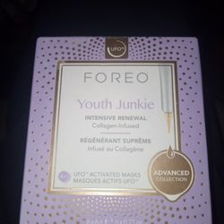 Foreo Youth Junkie Intense Renewal UFO Activated Masks.