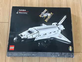 Lego NASA Space Shuttle Discovery Set 10283