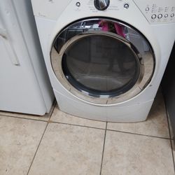 Whirlpool Gas Dryer Works Great 