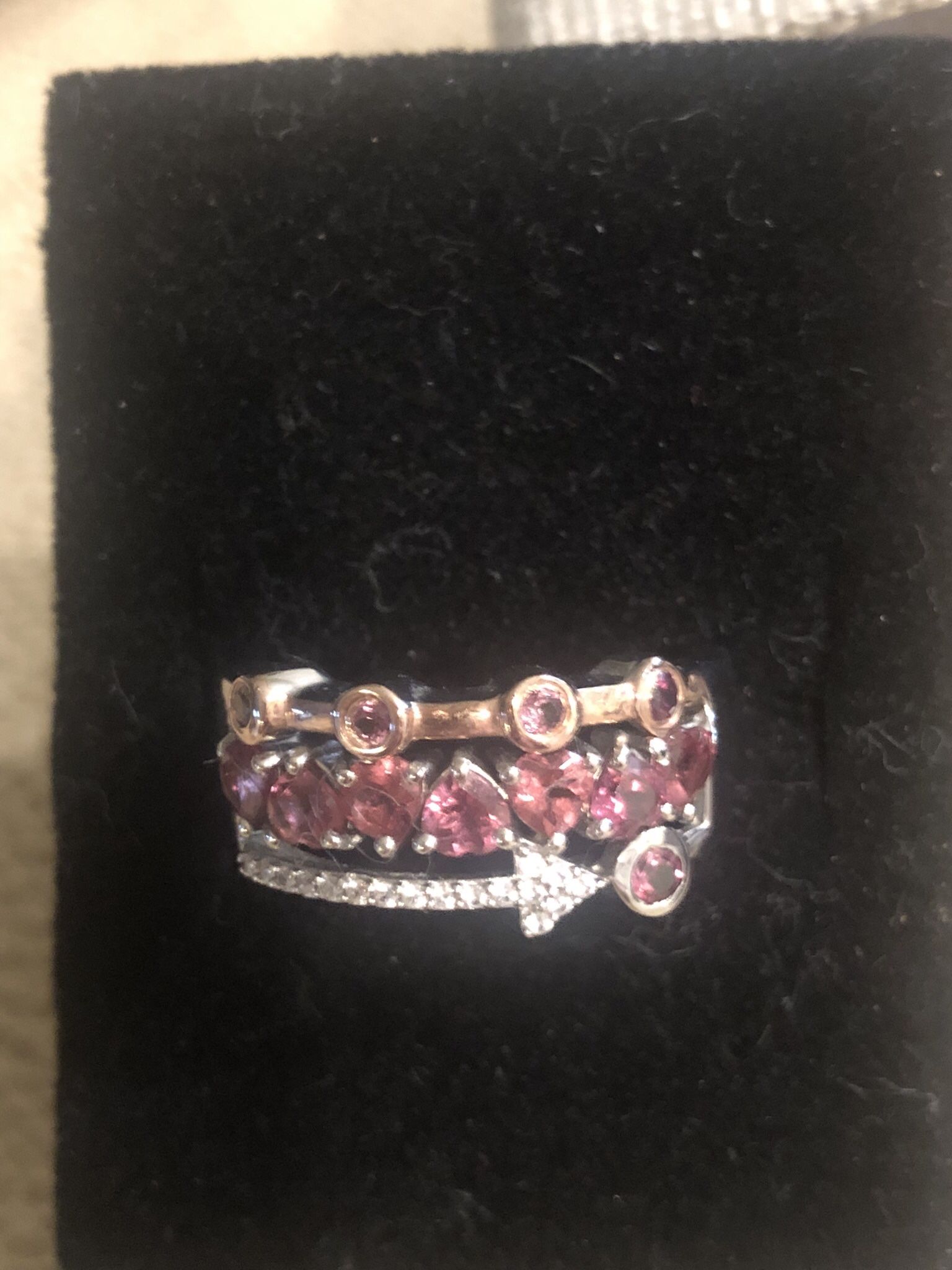 Orissa Rose Garnet Hearts And Arrow Band Ring