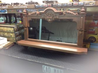 Mirrored shelf