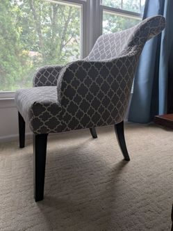 Stylish Gray Accent Chair – Nailhead Trim