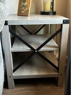 End table