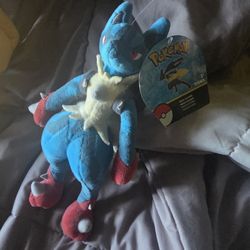 Pokemon Mega Lucario plushie