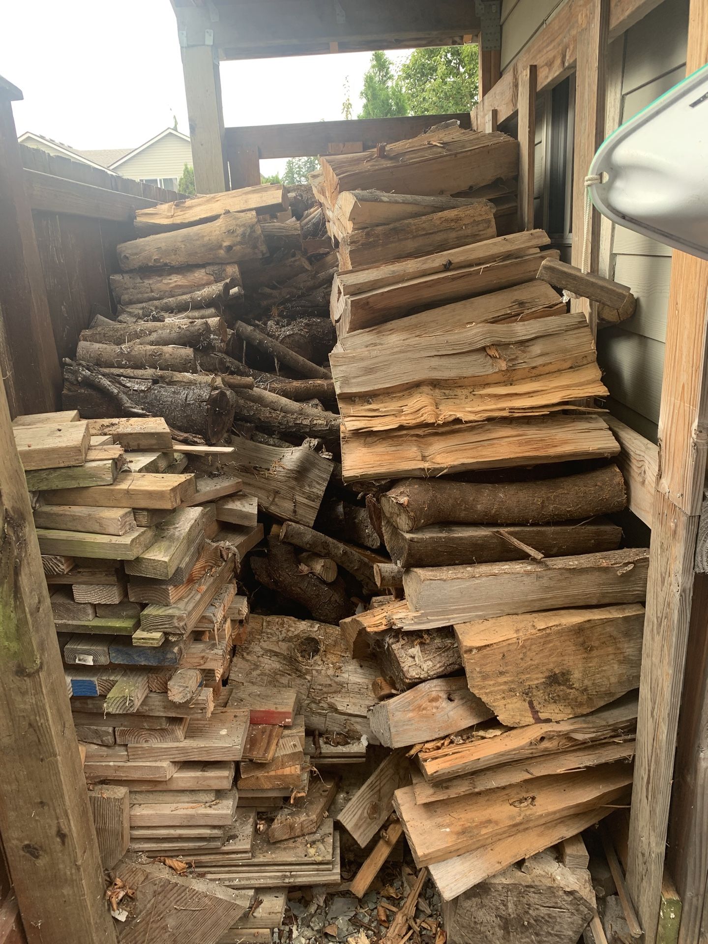 Firewood for sale 1-1/4 Cord/160 Ft.³