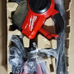 Milwaukee
M18 18-Volt Lithium-Ion Cordless Compact Vacuum