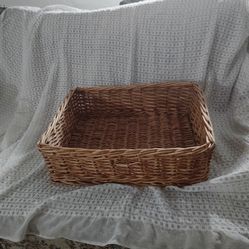 Wicker basket