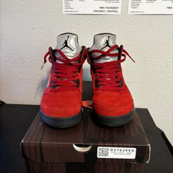 Jordan 5 Raging Bull