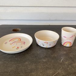 Pillowfort Kids Unicorn & Rainbow Dish Set Plate Bowl Cup