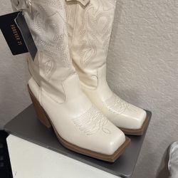 Forever 21 Boots New 7