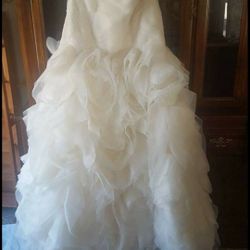 Vera Wang White Collection Wedding Gown *NO SHIPPING*