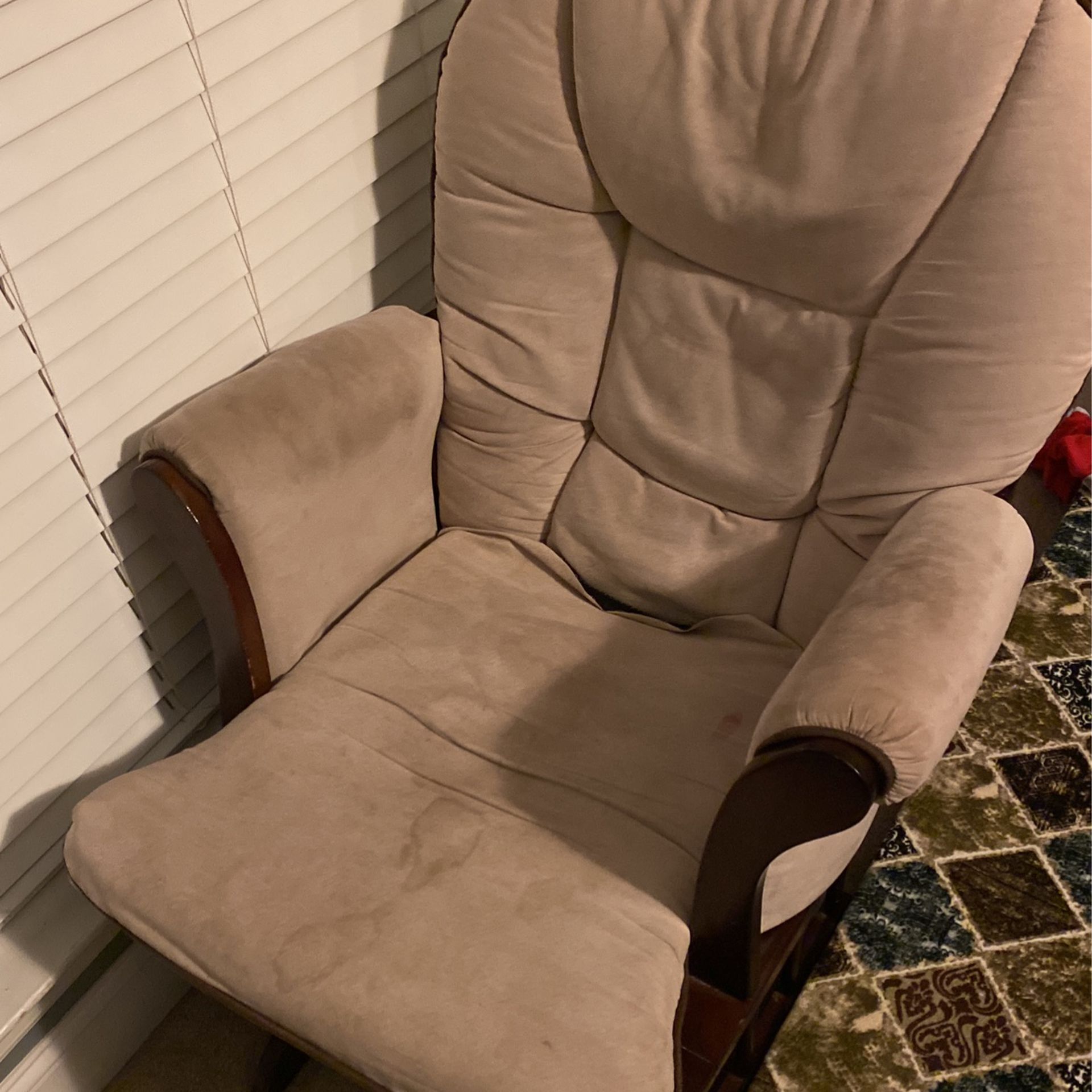 Rocking Chair With Ottoman Also Rocks