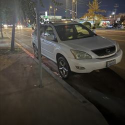 05 Lexus RX 330 super clean, rise and dry. Good cold AC.