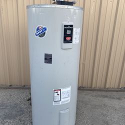 Electric commercial 80 gallon water heater